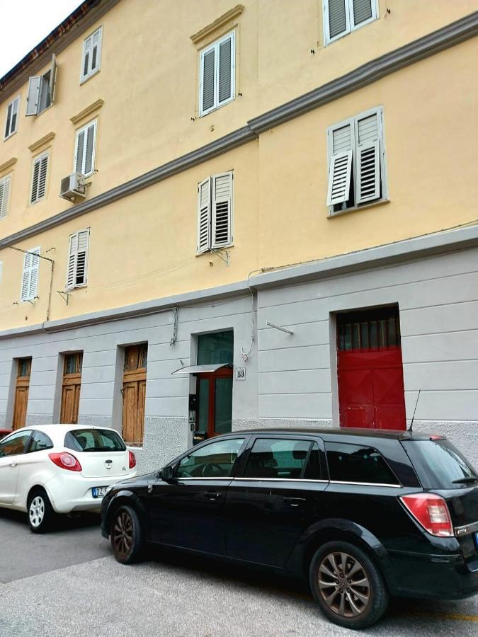 Casa Di Tania Apartment Триест Екстериор снимка
